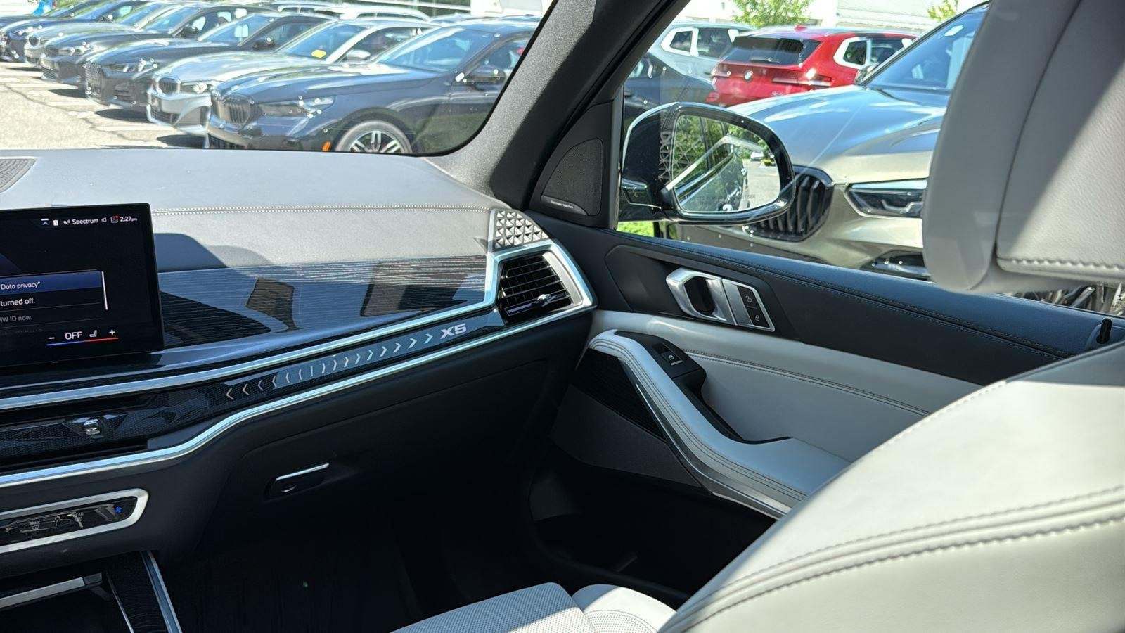 Used 2024 Skyscraper Grey Metallic BMW xDrive50e image 25