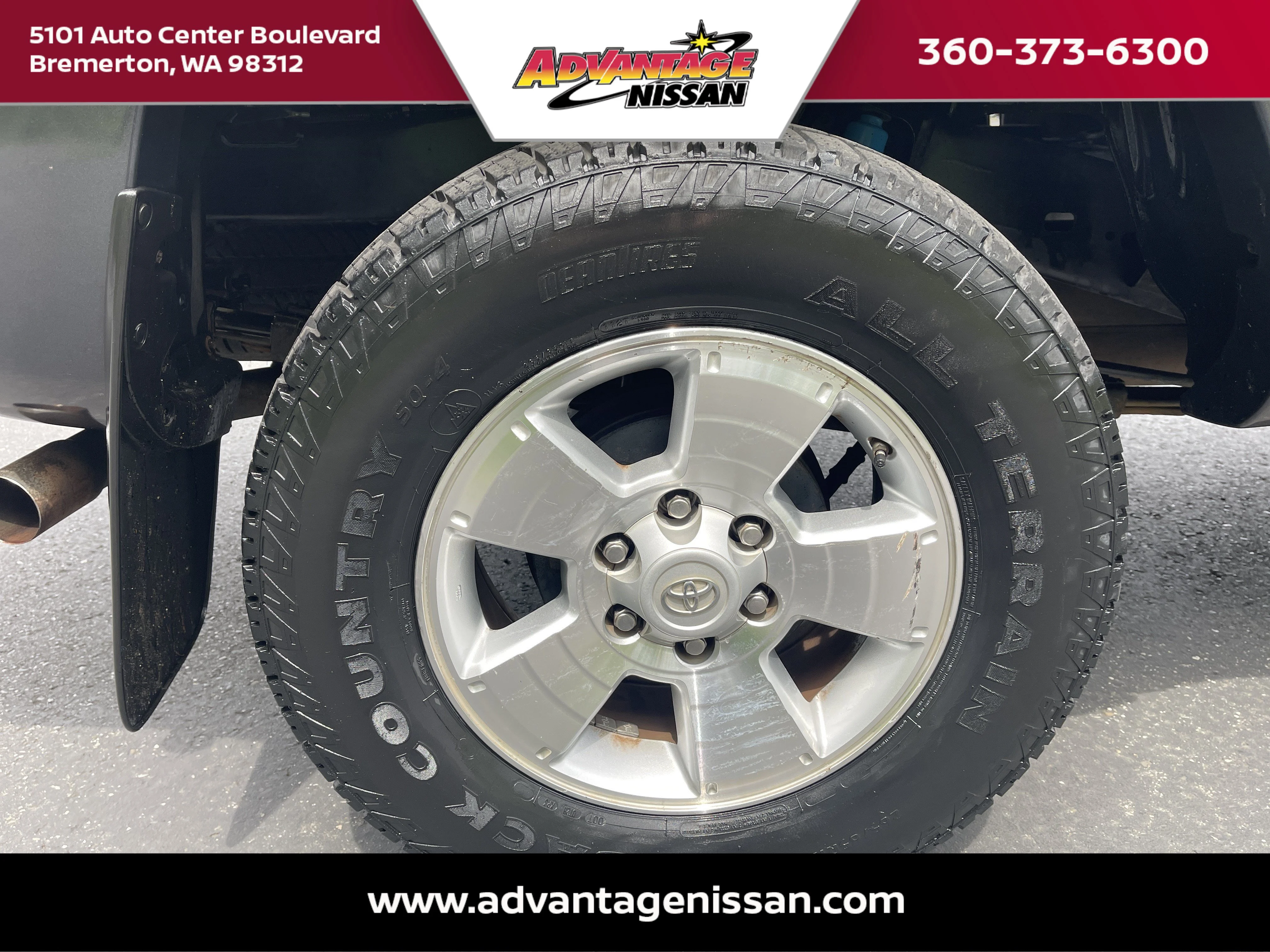 Used 2013 Magnetic Gray Metallic Toyota Base image 9