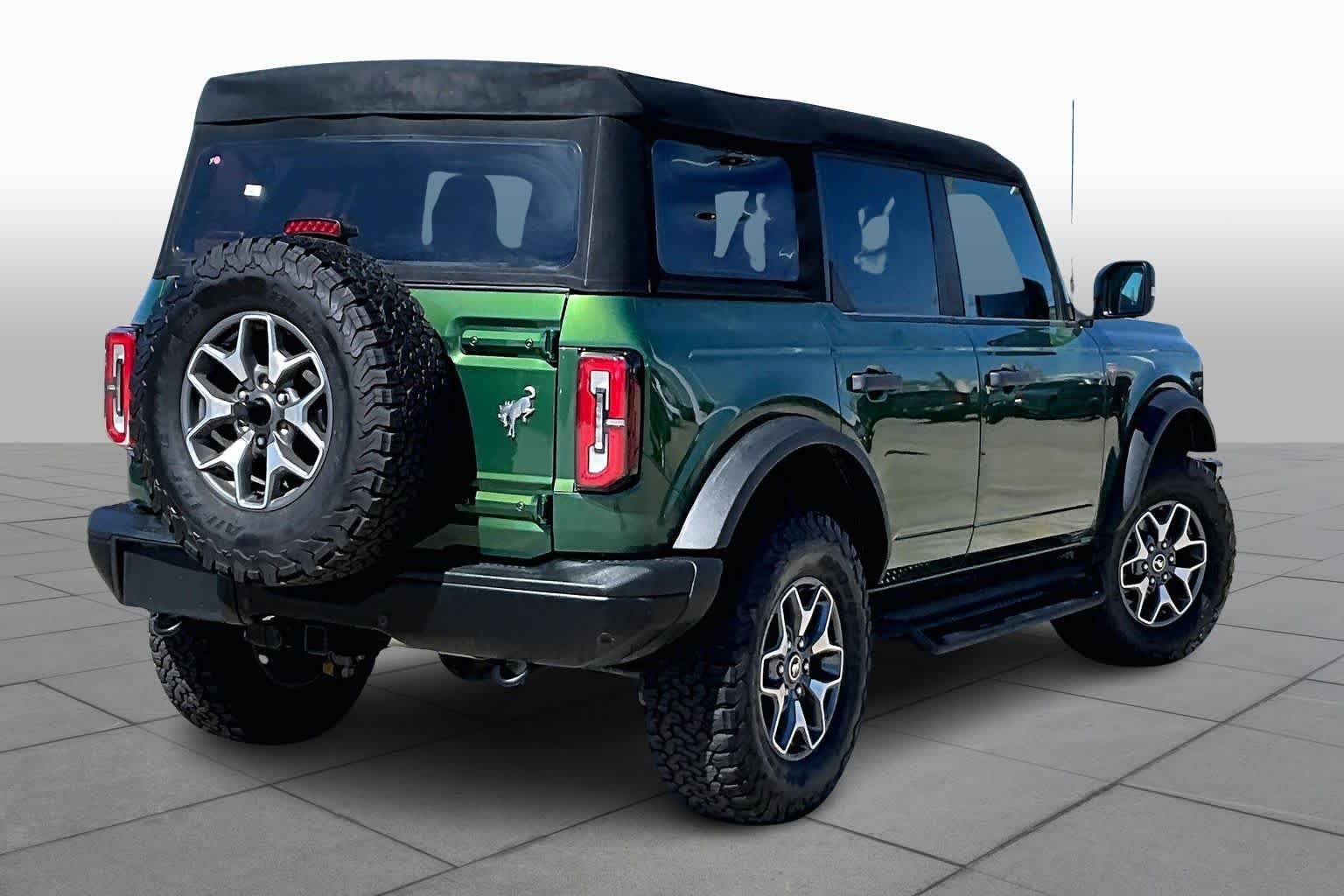 Used 2024 Eruption Green Metallic Ford Badlands image 27