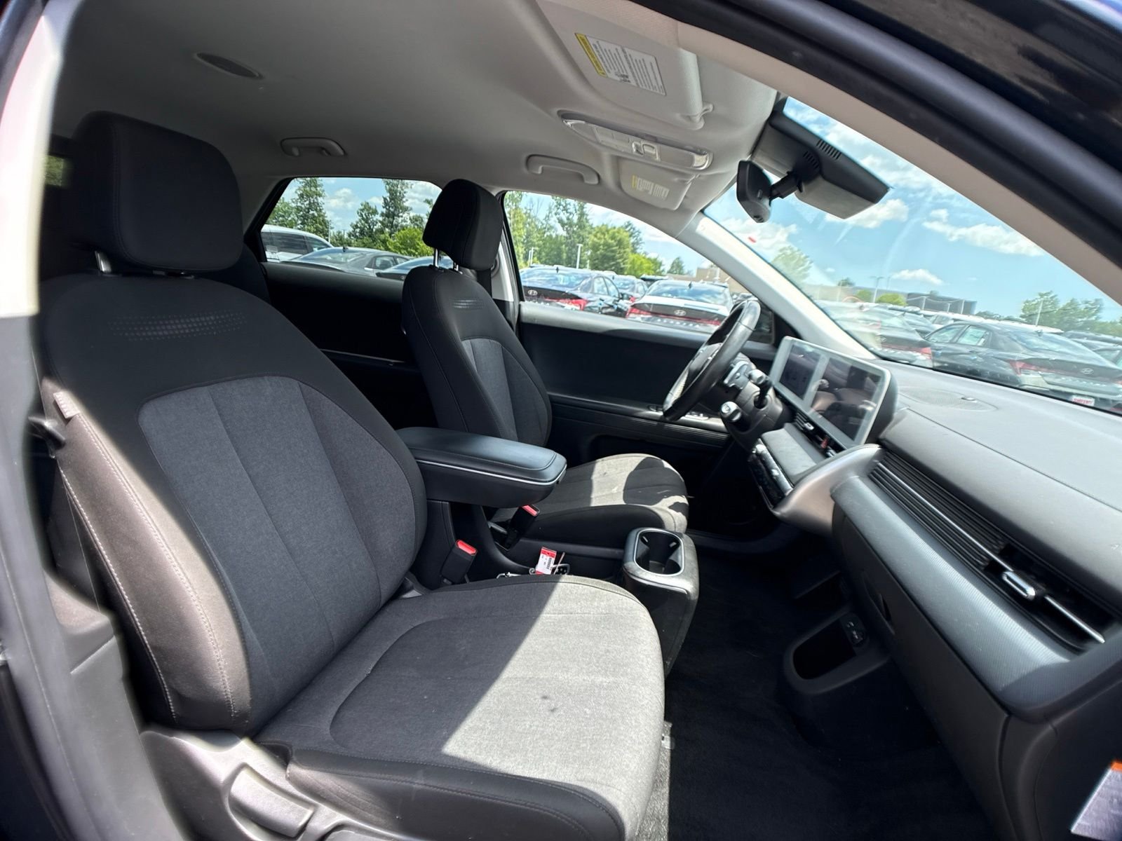 Used 2024 Black Hyundai SEL image 28