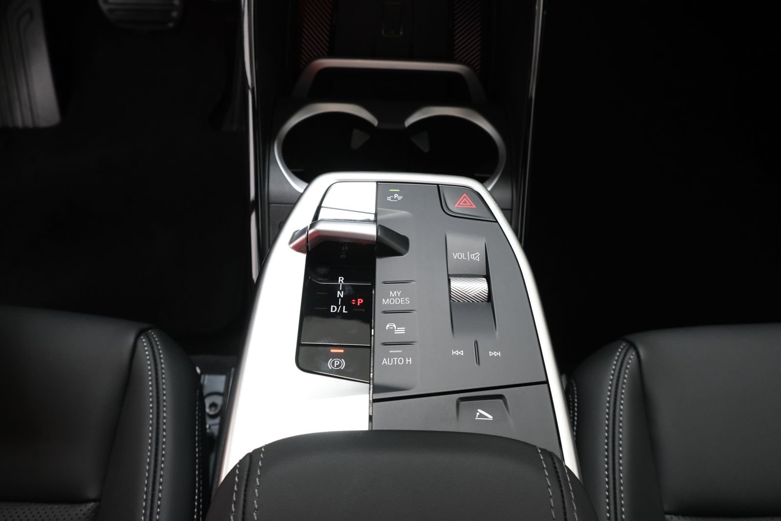 New 2027 Jet Black BMW xDrive28i image 23