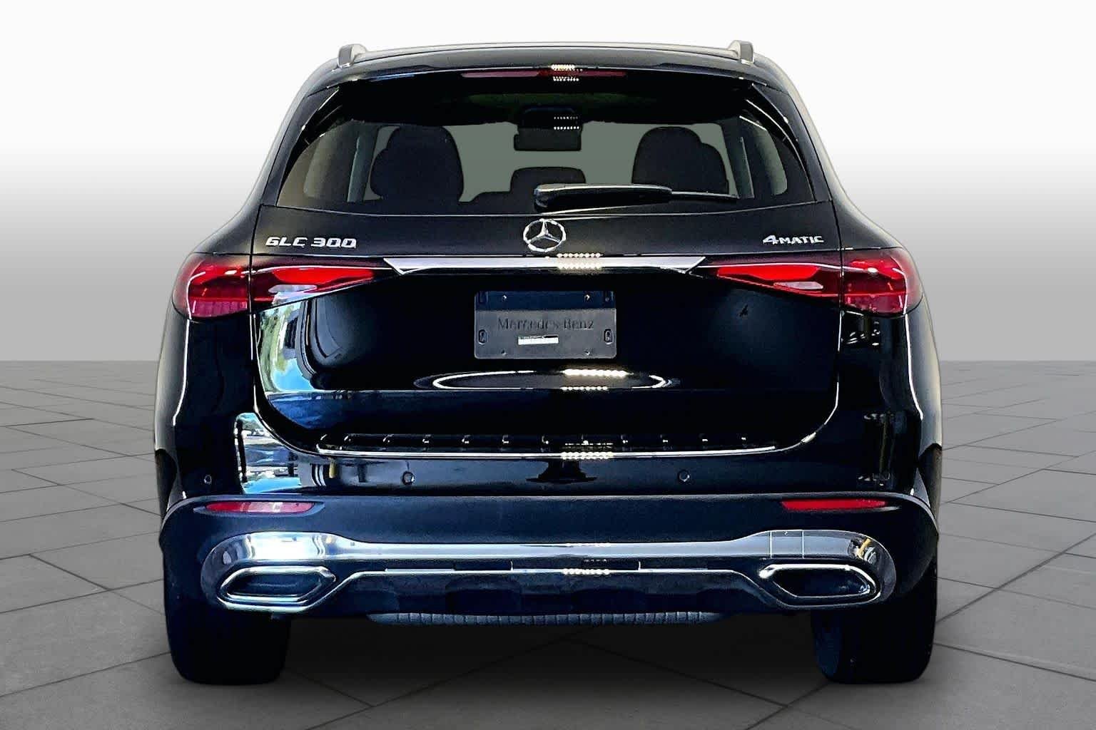 Certified Used 2023 Black Mercedes-Benz GLC 300 image 5