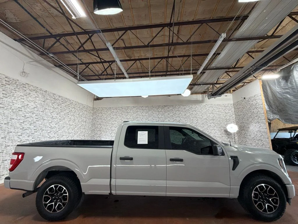 Used 2023 Avalanche Ford XL image 8