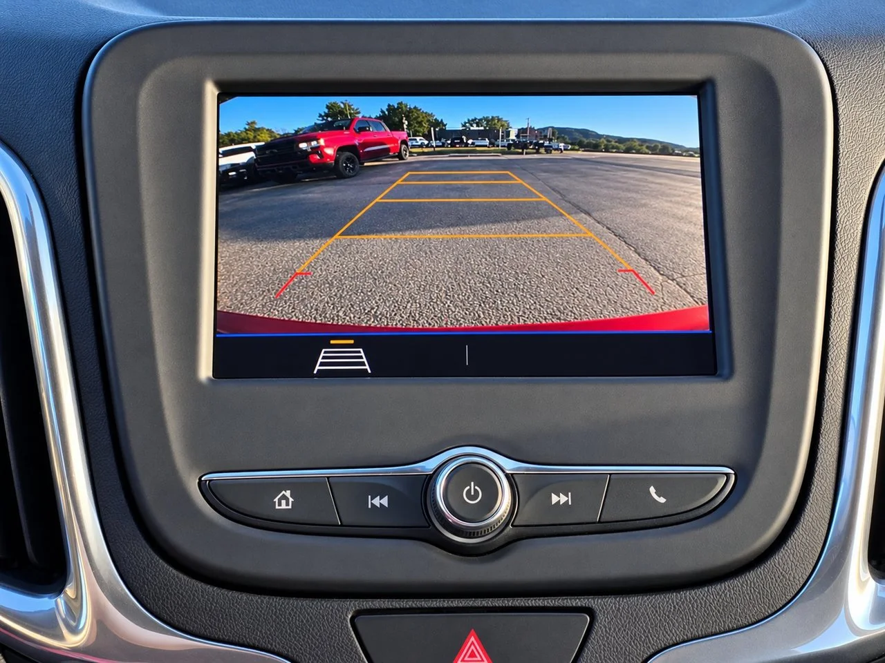 Used 2020 Cajun Red Tintcoat Chevrolet LT w/1LT image 16
