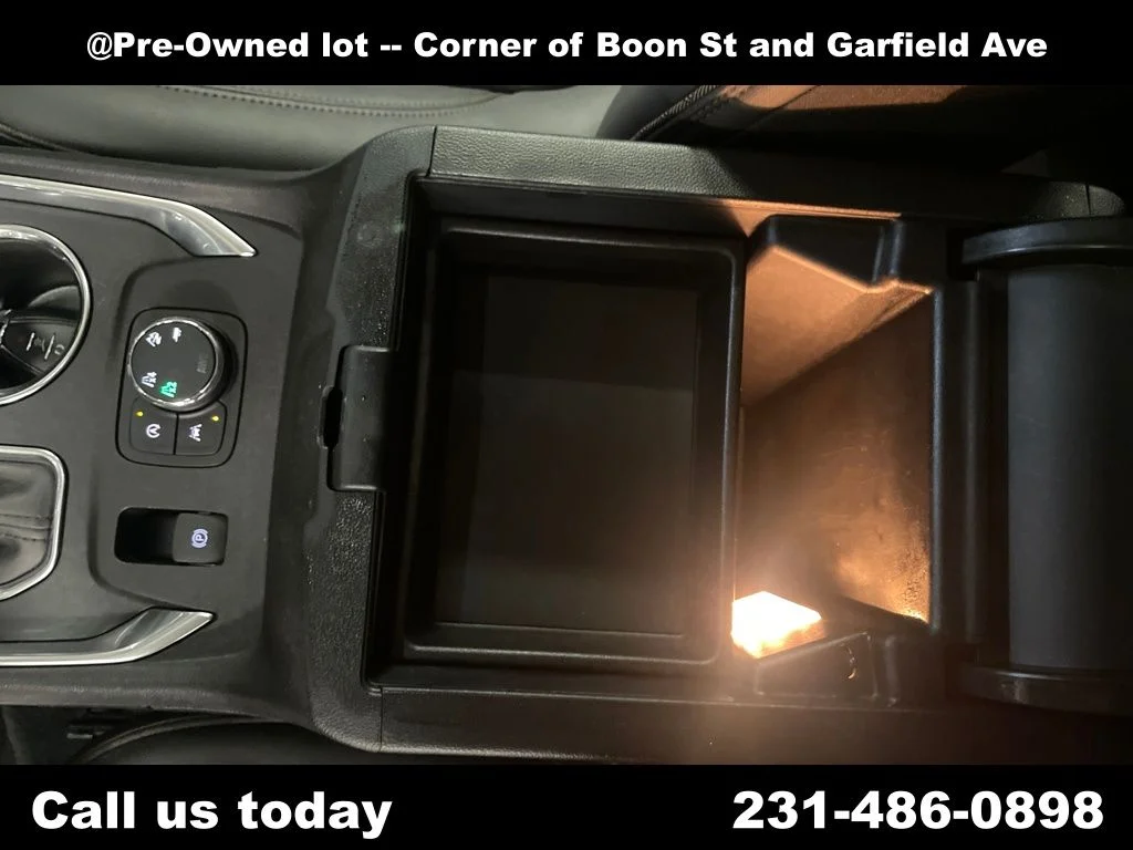 Used 2023 Beige Chevrolet High Country image 25