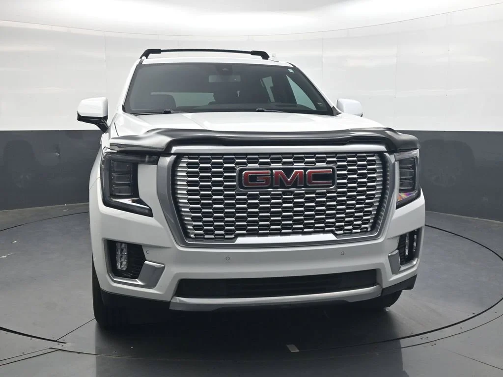 Used 2021 White GMC Denali image 15