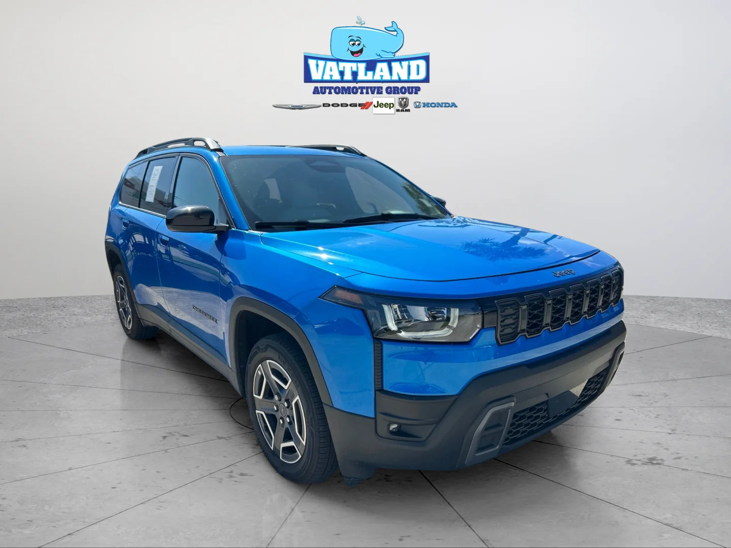 Used 2026 Blue Pearl Jeep Laredo image 22