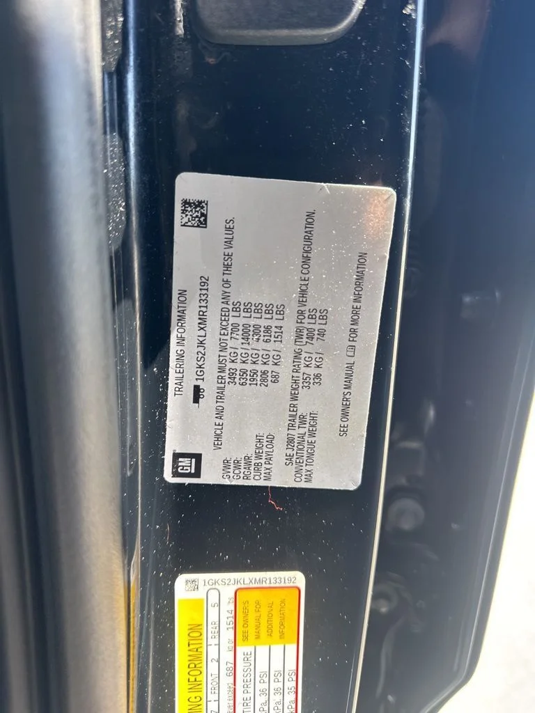 Used 2021 Black GMC Denali image 37