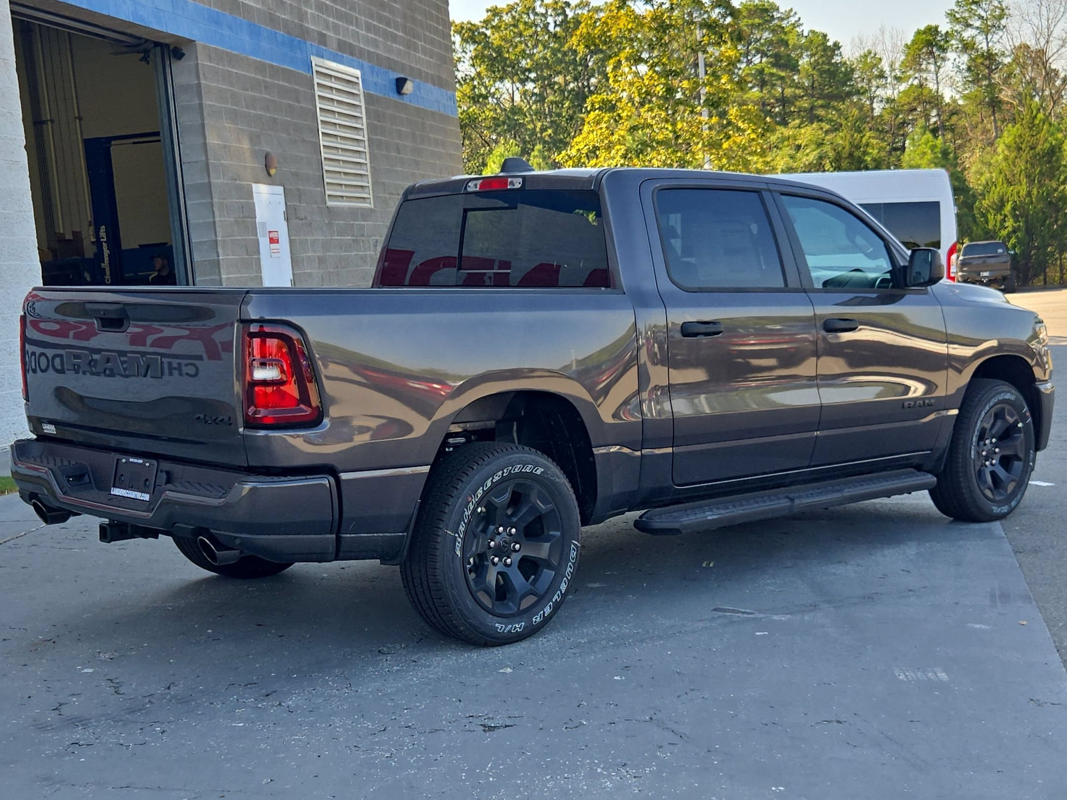 New 2026 Granite Crystal Metallic Clear-Coat Exterior Paint RAM Express image 7