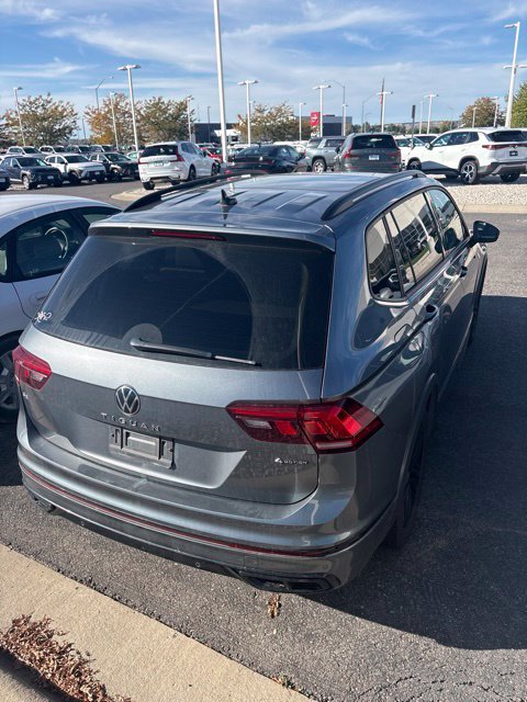 2022 Volkswagen Tiguan SE R-LINE BLACK - Photo 4