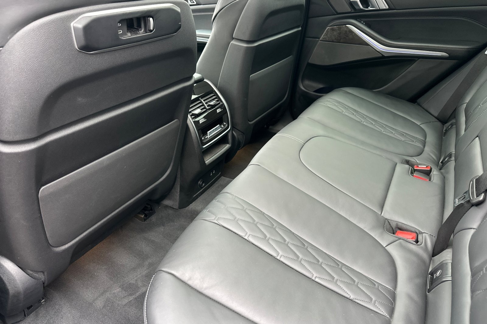 Used 2024 Black Sapphire Metallic BMW xDrive50e image 11