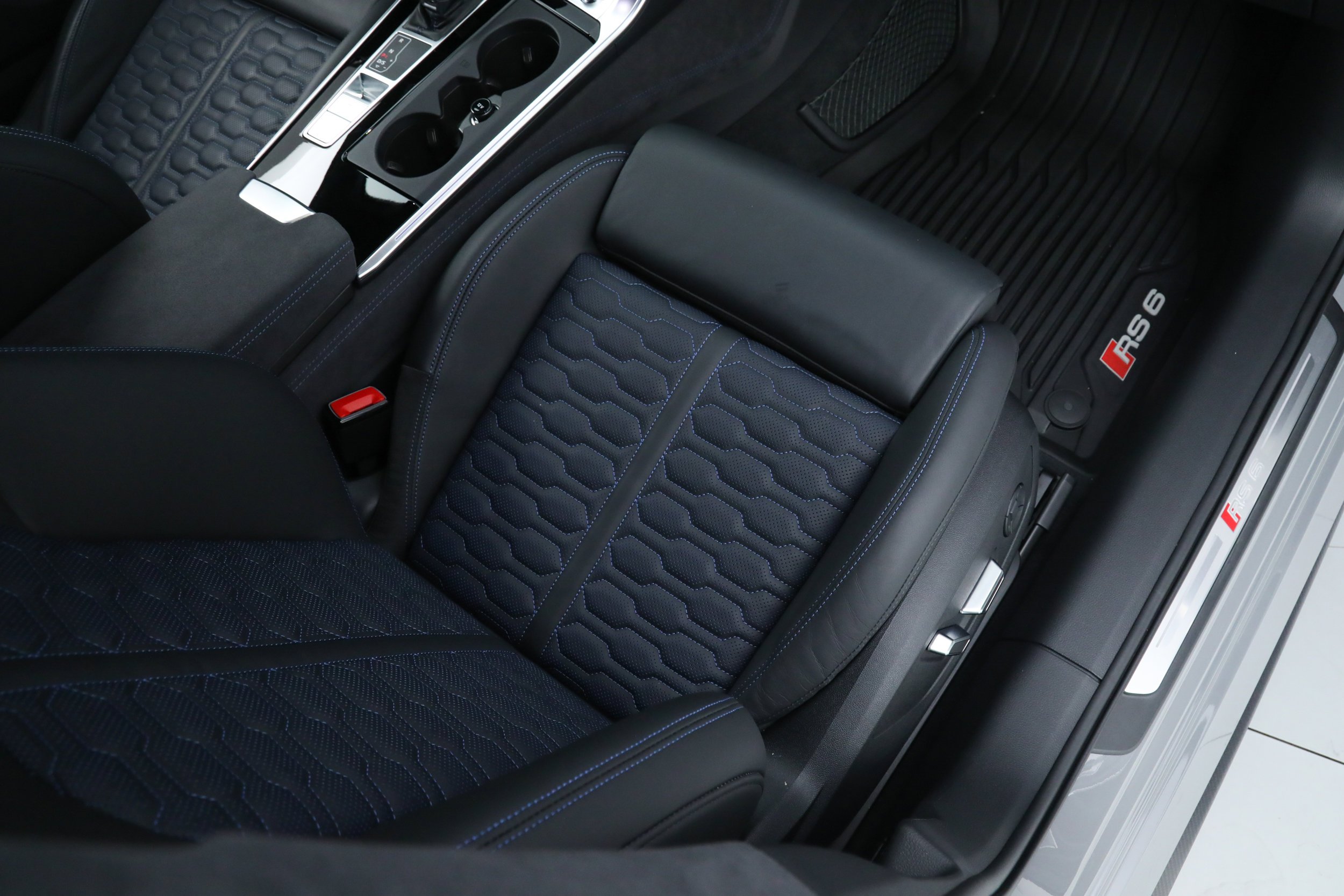 Used 2025 Gray Audi 4.0T image 18