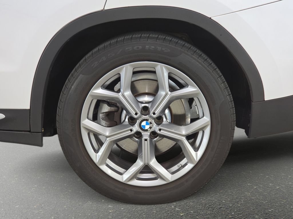 Certified Used 2023 Mineral White Metallic BMW xDrive30i image 32
