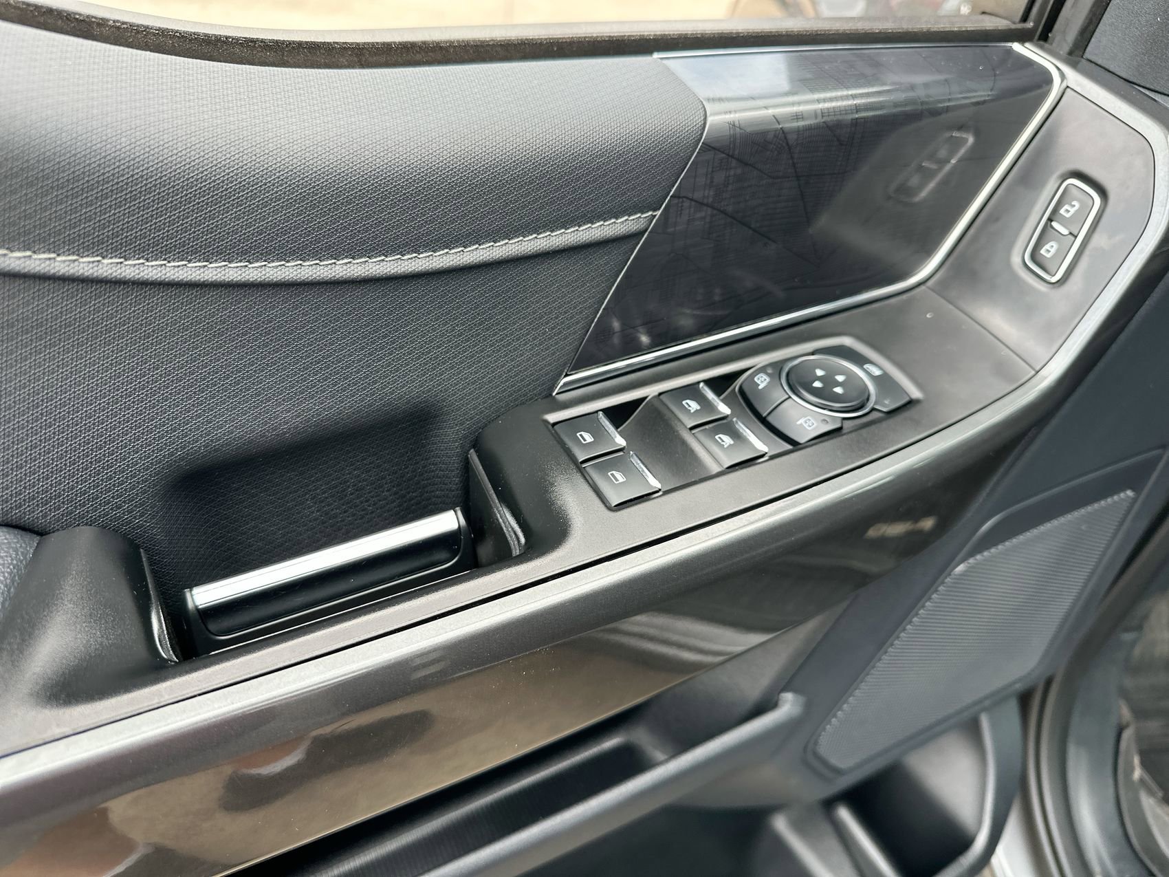 Used 2023 Gray Metallic Ford XLT image 13