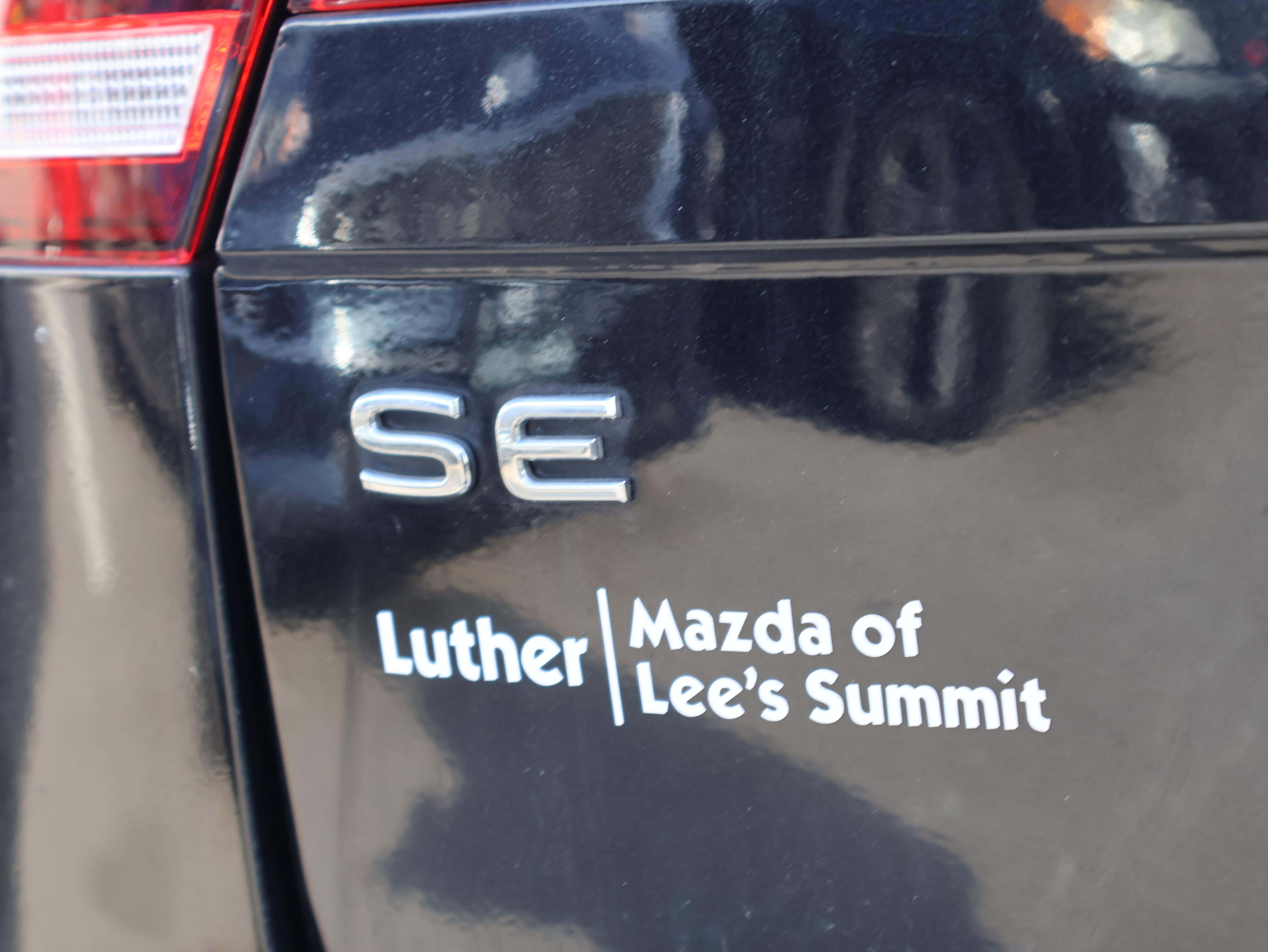 2022 Volkswagen Tiguan SE - Photo 18