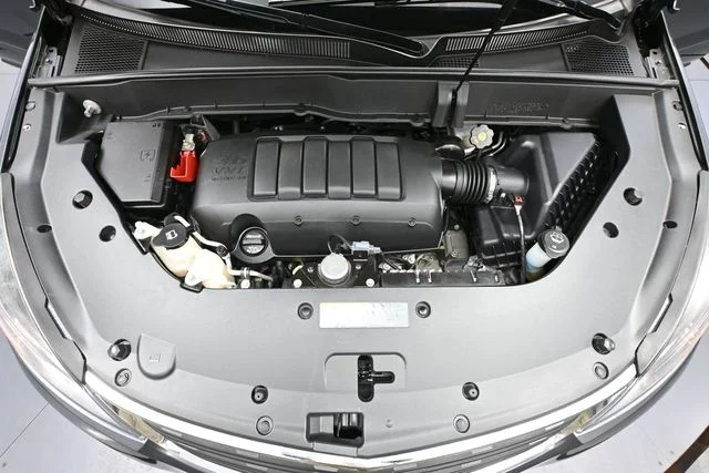 Used 2014 Gray Chevrolet LS image 47