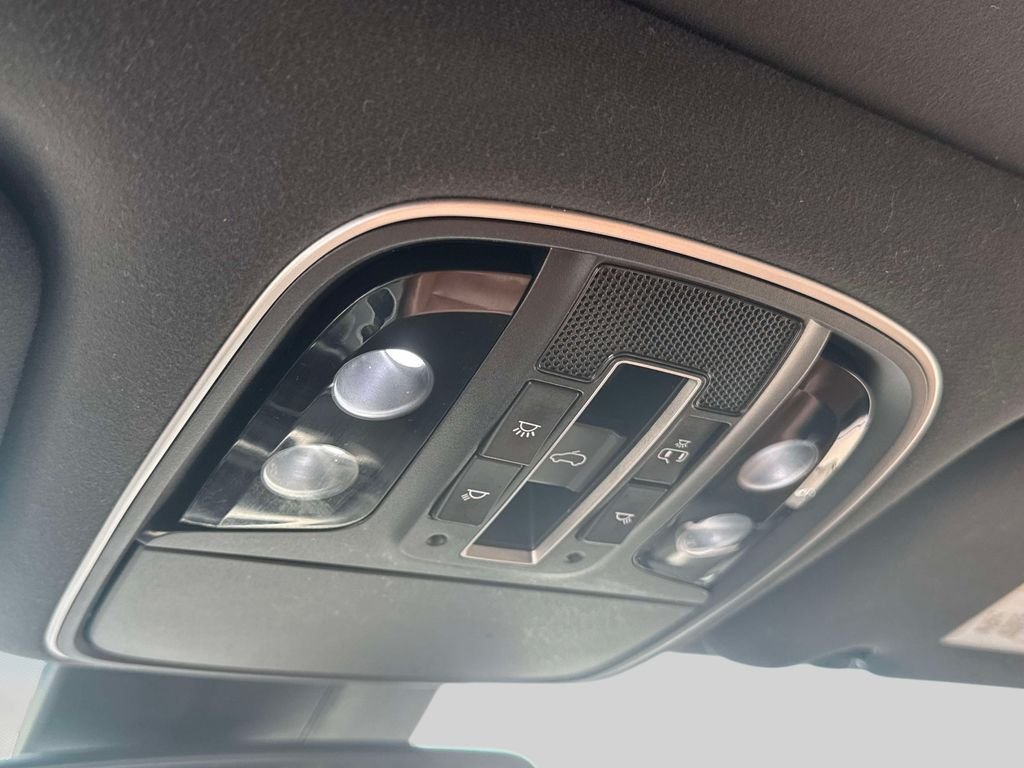 Used 2019 Silver Kia SX Limited image 29
