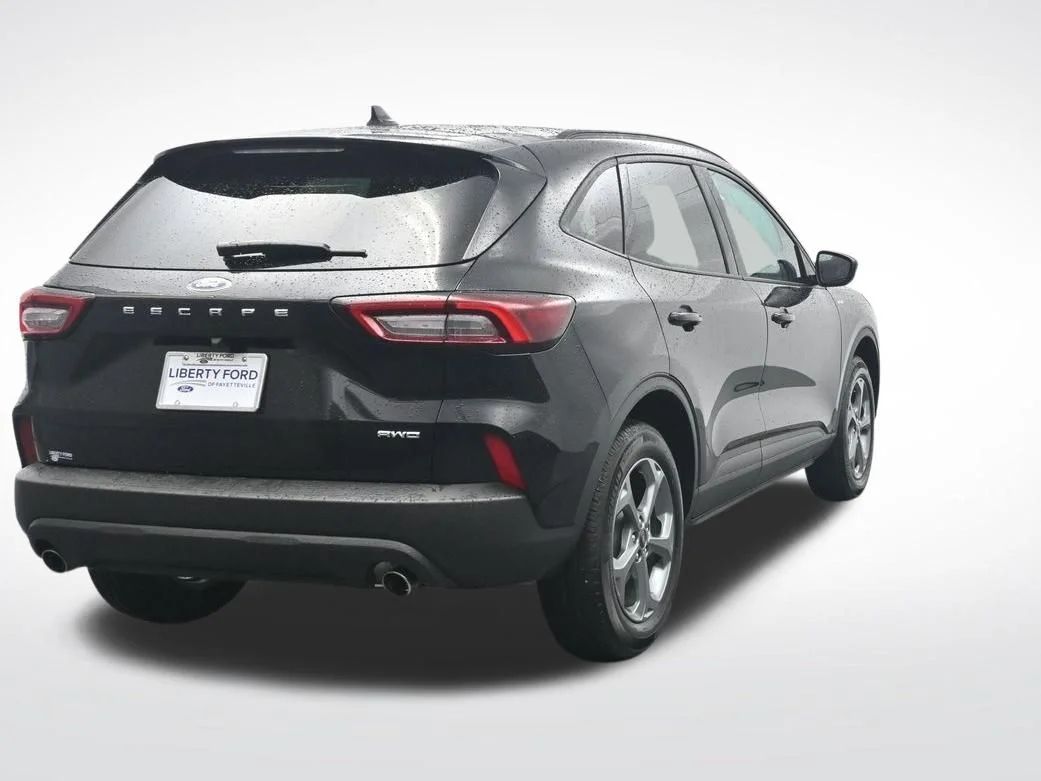 2025 Ford Escape ST-Line - Photo 7