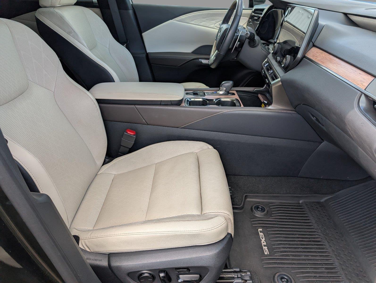 Used 2023 Nori Green Pearl Lexus RX 350 Luxury image 40