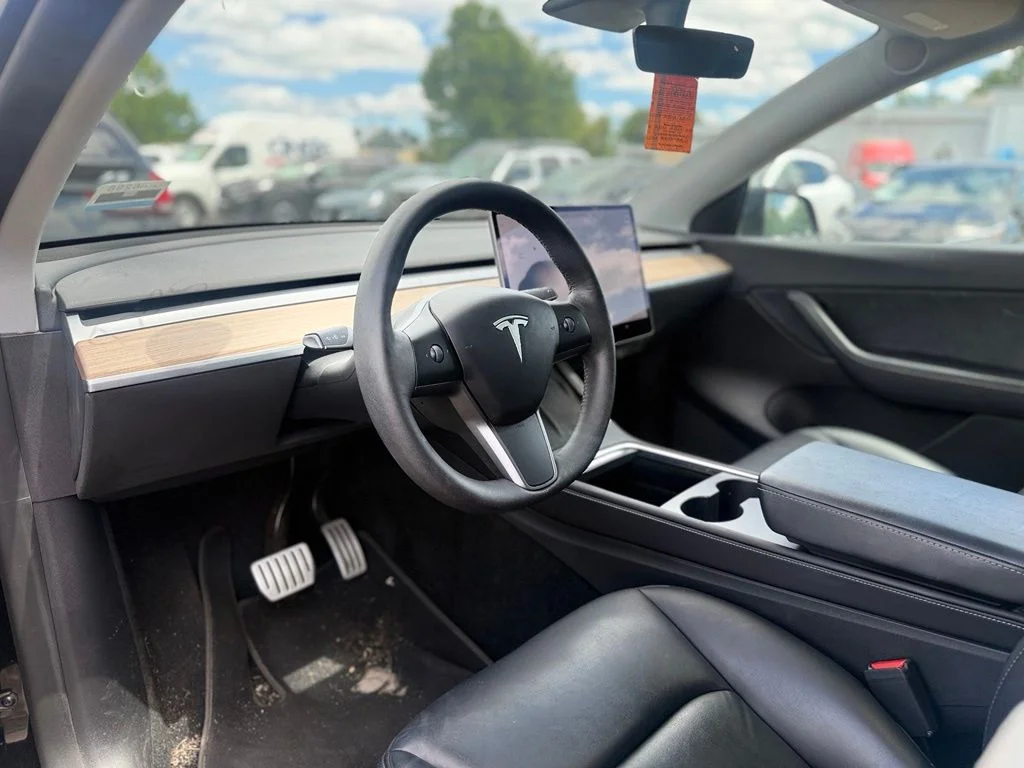 Used 2021 Black Tesla Performance image 2