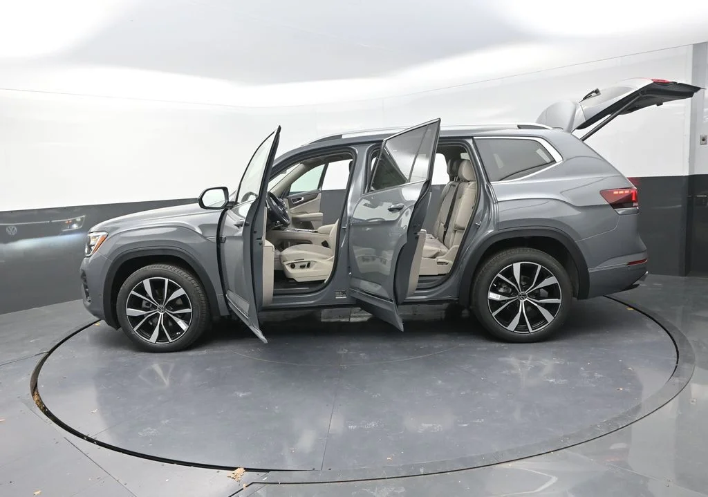 New 2026  Volkswagen 2.0T SEL Premium R-Line image 33