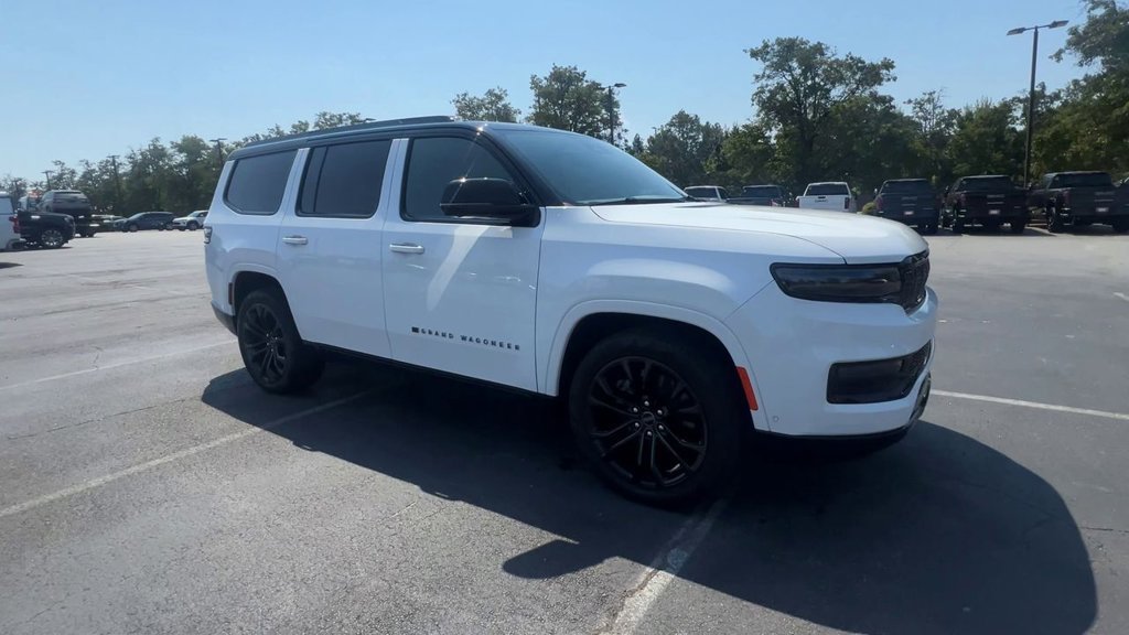 2024 Jeep Grand Wagoneer II Obsidian photo 2