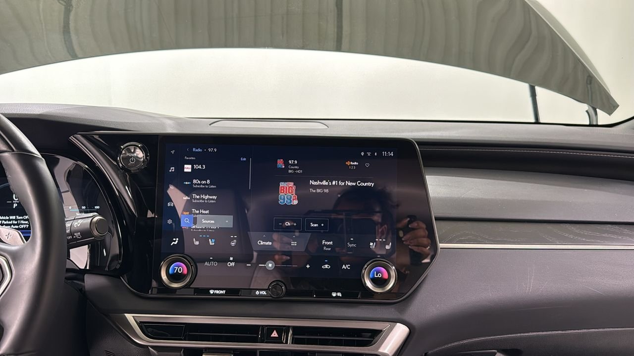 Used 2025 Green Lexus 350h Premium image 10