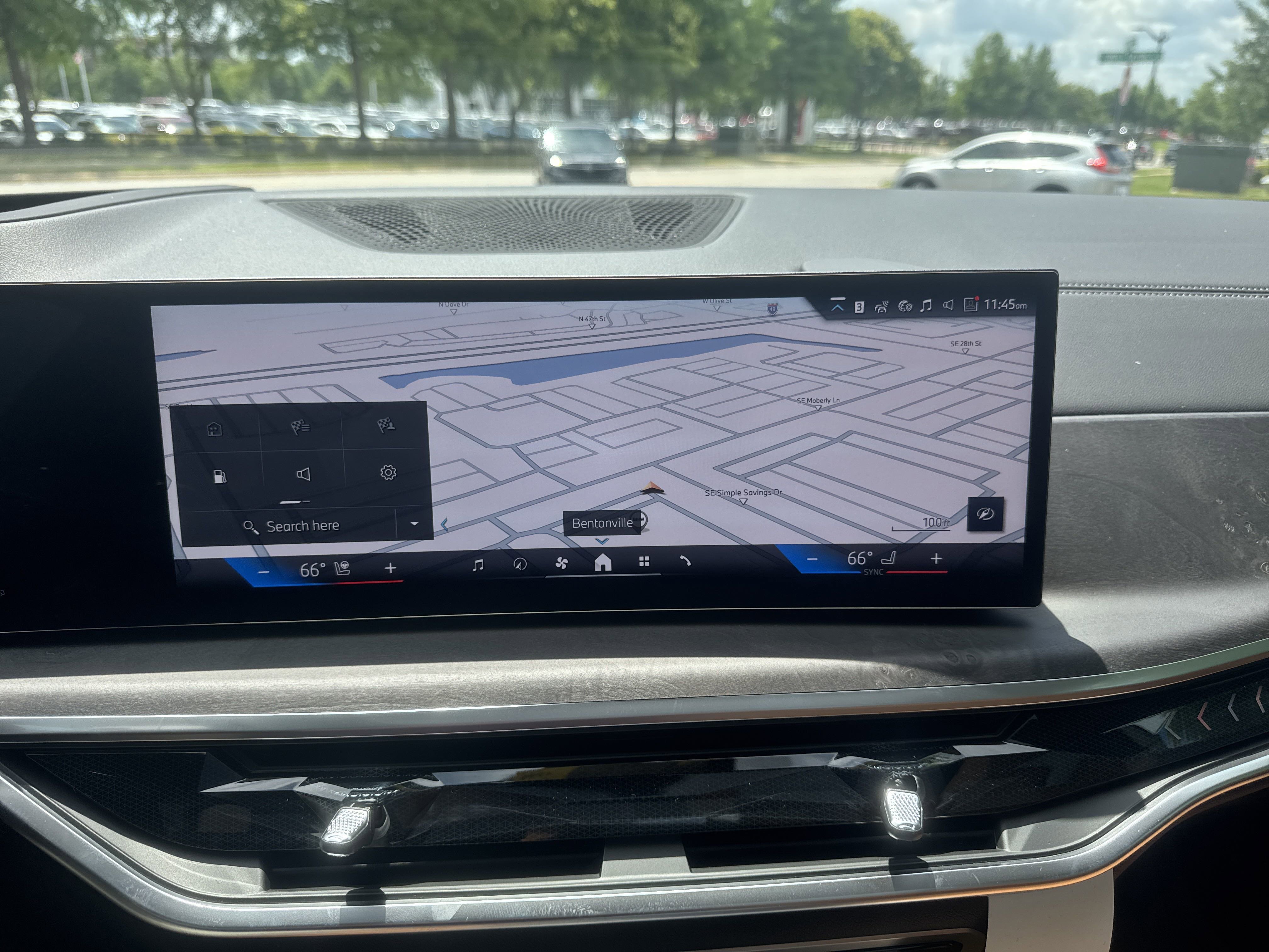 2026 BMW X5 40i - Photo 16