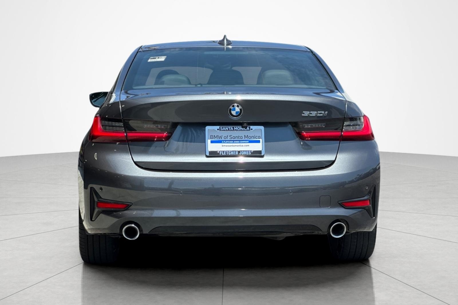 Used 2021 Mineral Gray Metallic BMW 330i image 4