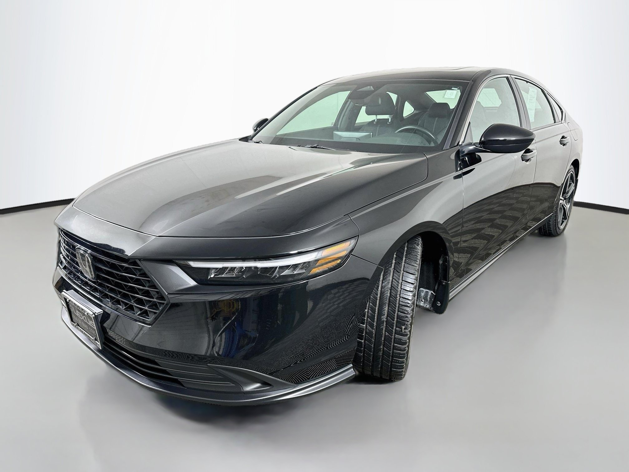 Used 2024  Honda Sport image 3