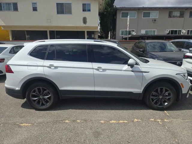 2023 Volkswagen Tiguan 2.0T SE's photo