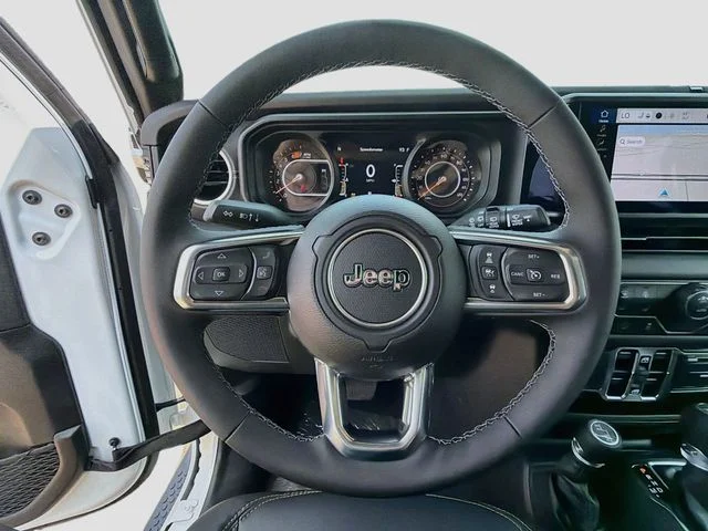 New 2026 Bright White Clear-Coat Exterior Paint Jeep Sahara image 11