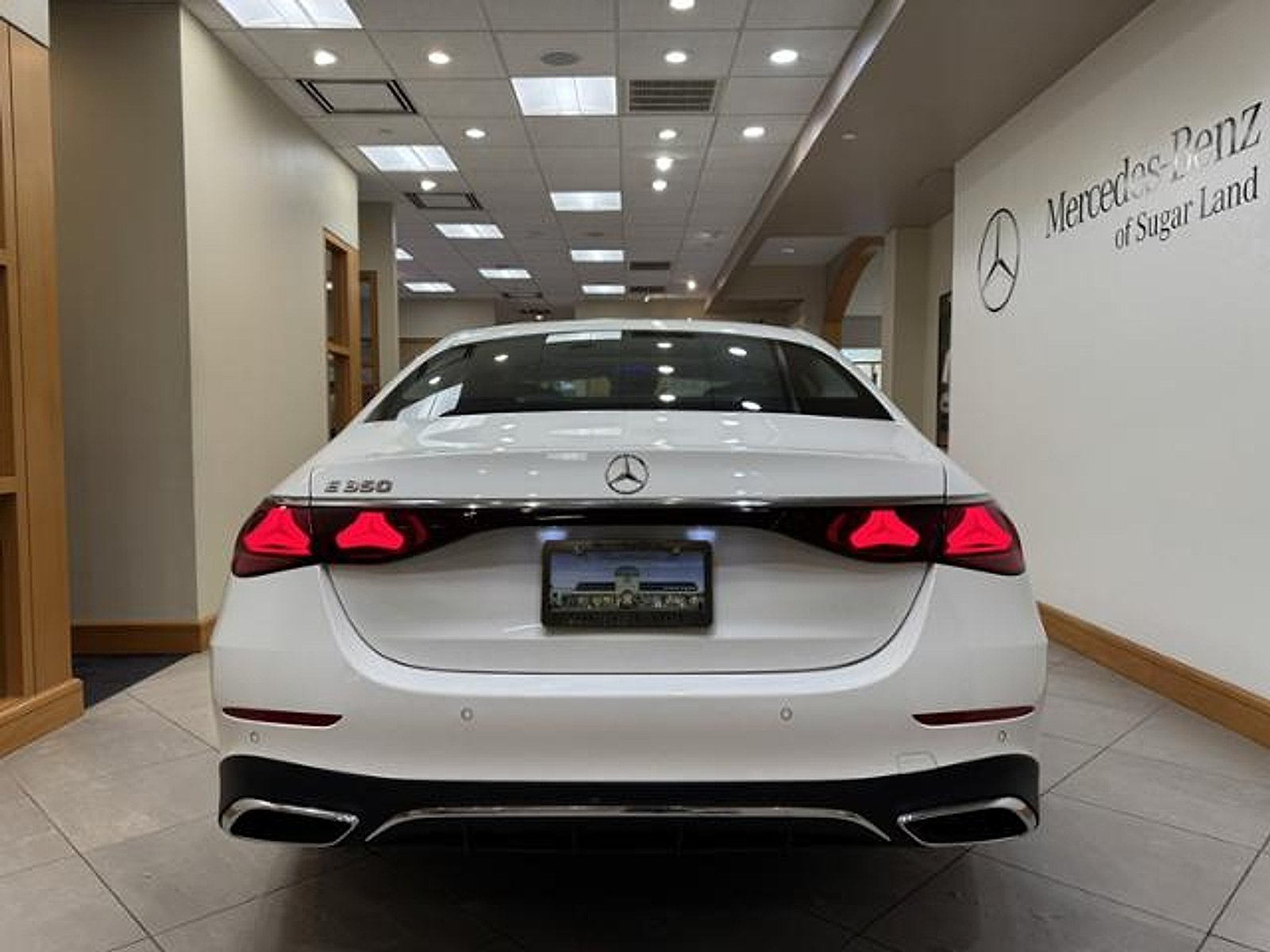 Used 2025 Polar White Mercedes-Benz  image 4