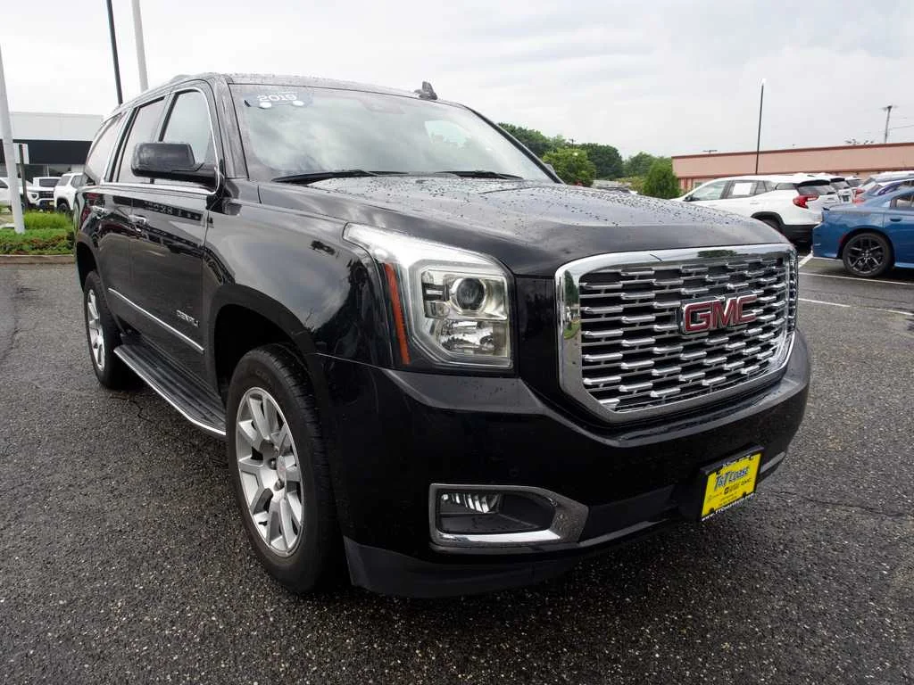 Certified Used 2019 ONYX BLACK GMC Denali image 3