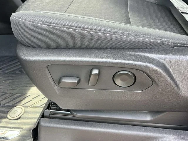 Used 2024 White Chevrolet RST image 26
