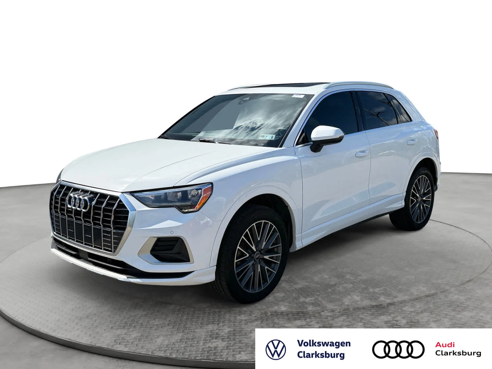 2022 Audi Q3 40 TFSI Premium quattro's photo