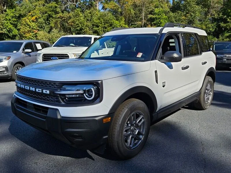 New 2025 Oxford White Ford Big Bend® image 3