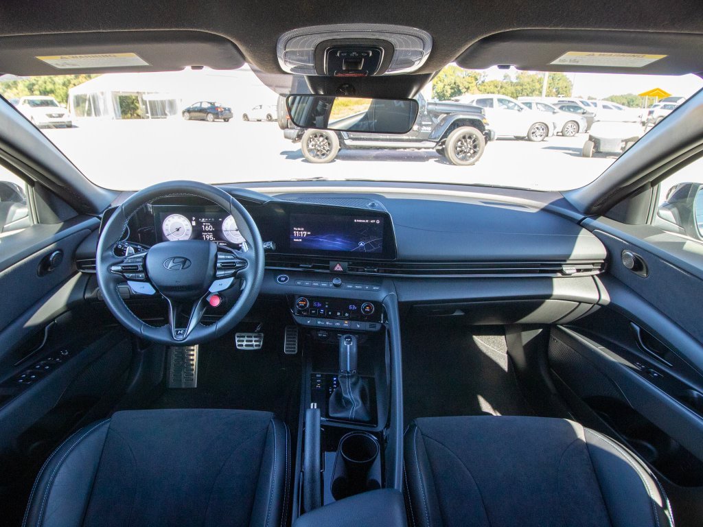 Used 2025 Gray Hyundai Base image 21