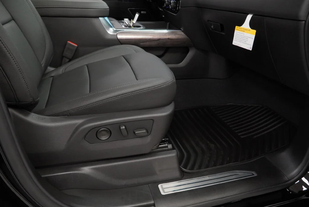 New 2026 Black Chevrolet LTZ image 30