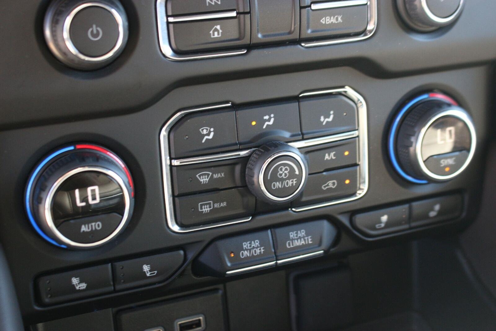 Used 2024 Black Chevrolet Z71 image 28