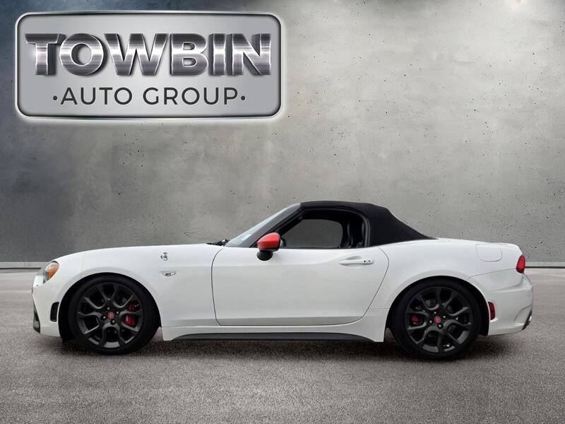 Used 2019 Pearl FIAT ABARTH CONVERTIBLE image 7