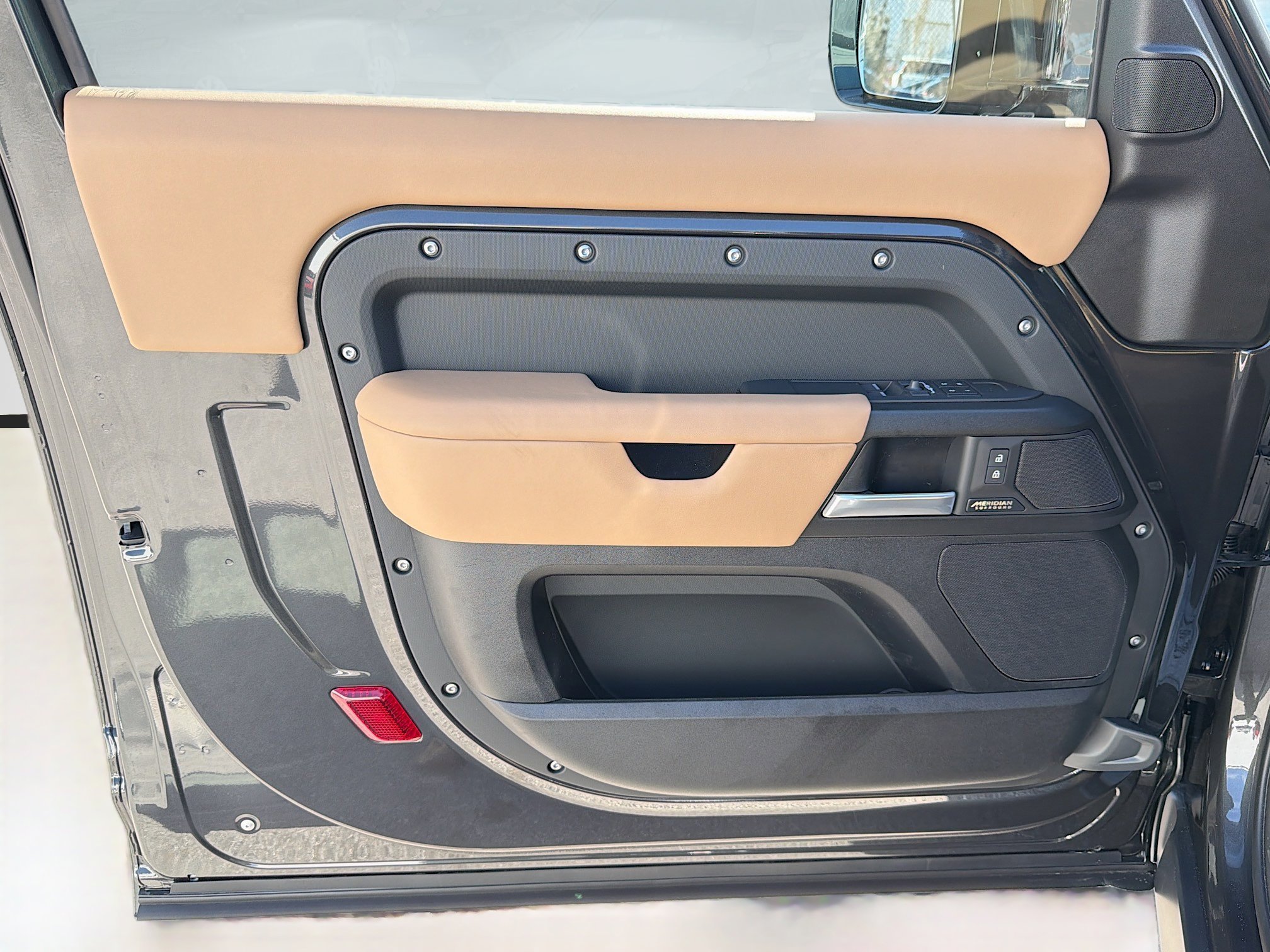 New 2026 Carpathian Grey LAND ROVER V8 image 20