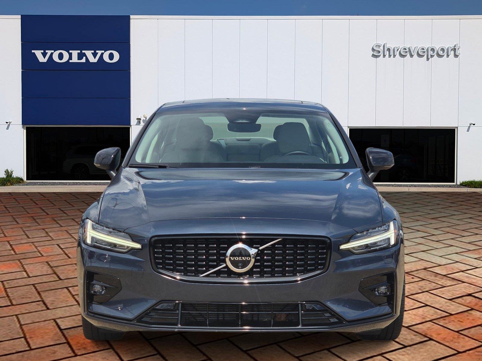 Used 2024 Denim Blue Metallic Volvo Plus Dark Theme image 2