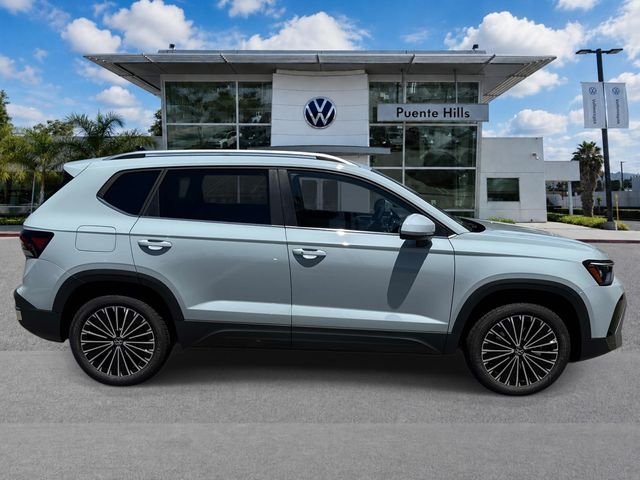 New 2026 Gray Volkswagen 1.5T SE image 3