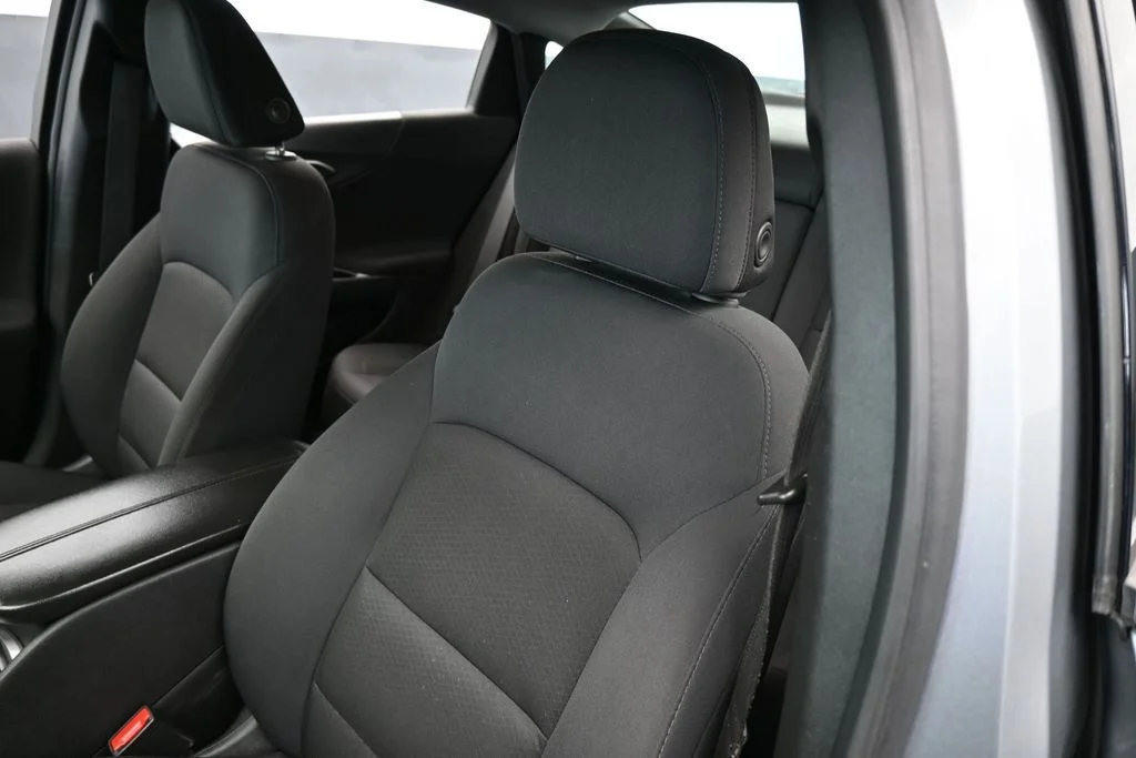 Used 2024 Sterling Gray Metallic Chevrolet LT image 17