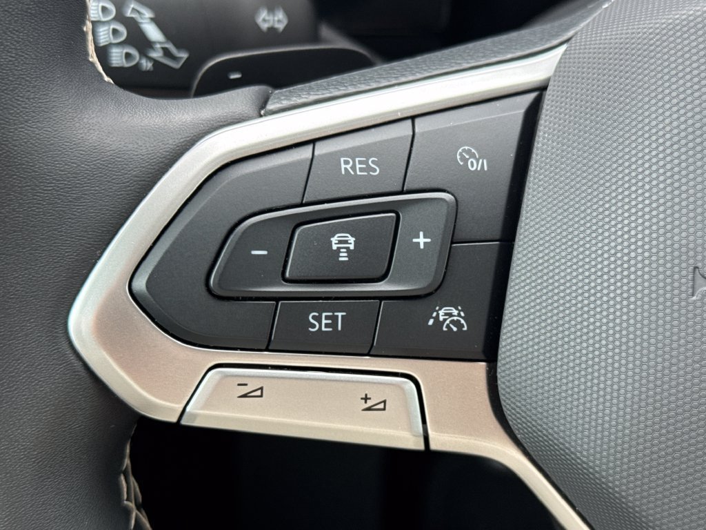 2024 Volkswagen Atlas SEL - Photo 22