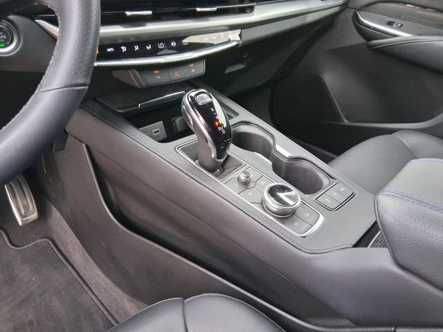 Used 2025 White Cadillac Sport image 18
