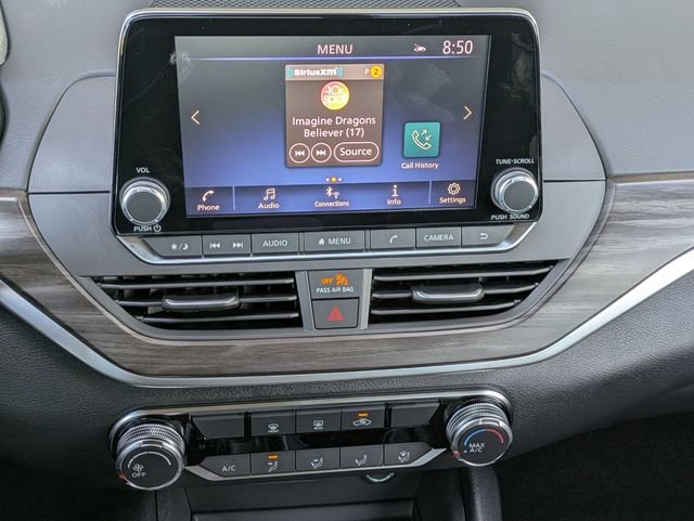 2025 Nissan Altima SV - Photo 12