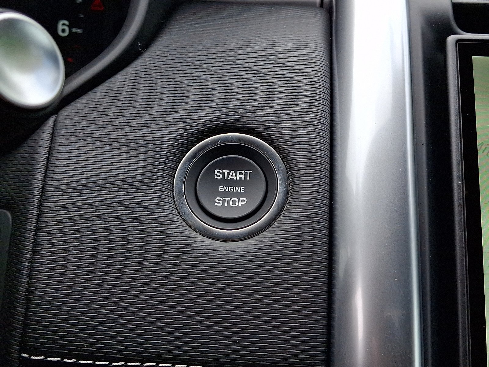 New 2026 Sedona Red Land Rover Gemini Edition image 16