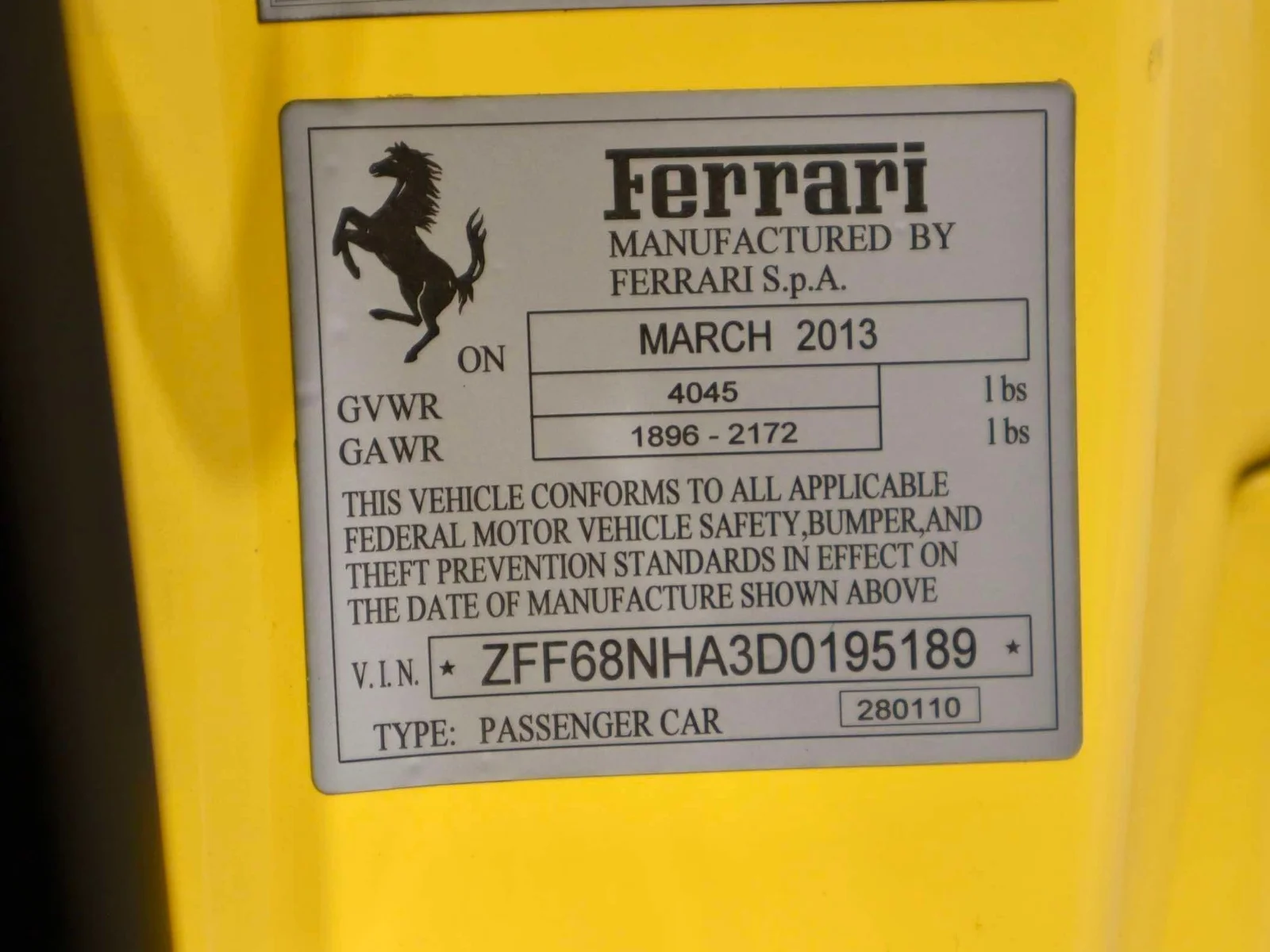 Used 2013 Giallo Modena Ferrari 2dr Conv image 39